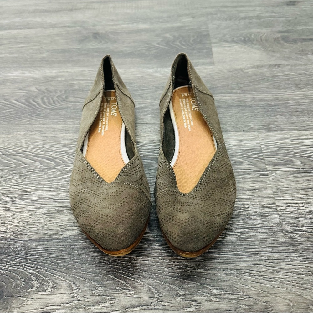 Toms Jutti Suede Toe Flats Olive Brown Size 6.5 - Picture 2 of 8